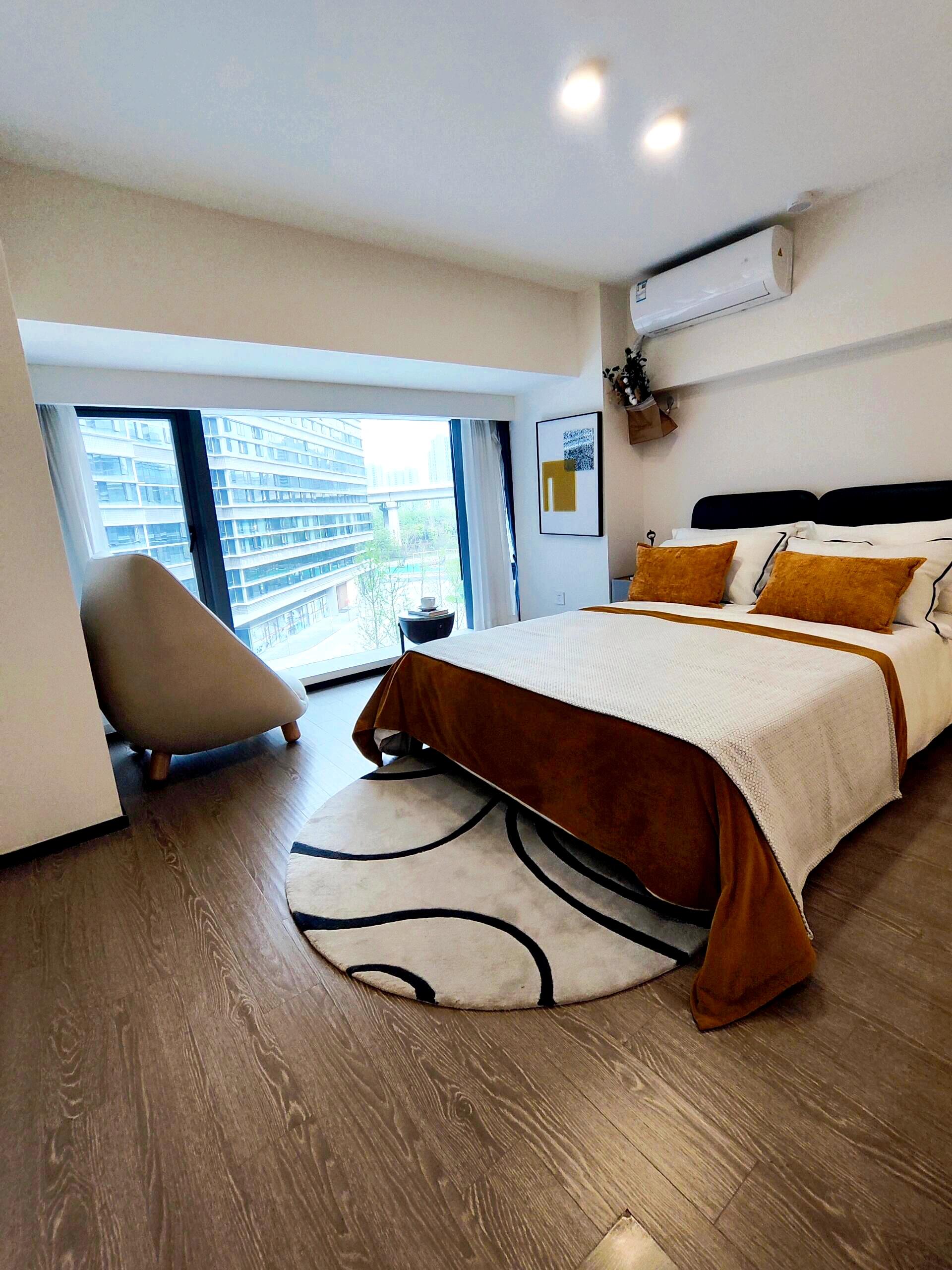 买的公寓现在亏25w出,连个问的人都没有 老公背着我在外面找了个小