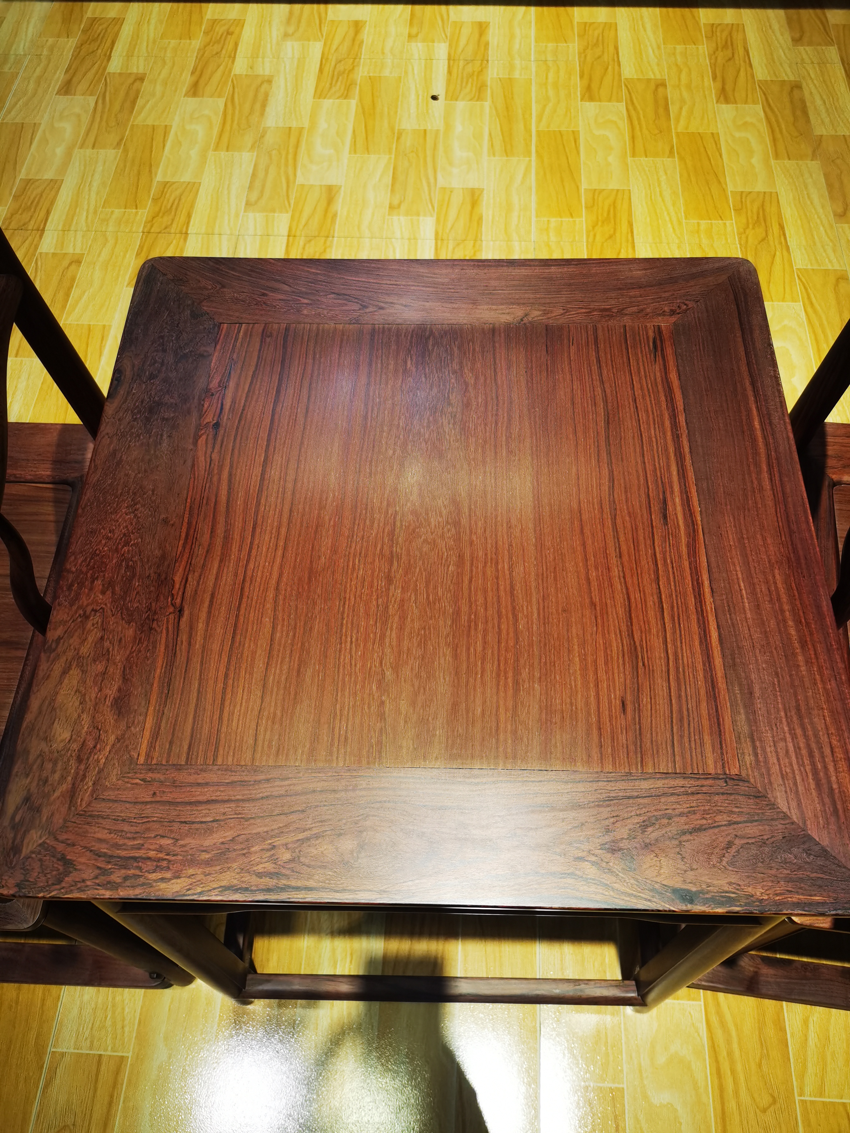 红木新三样之巴里黄檀