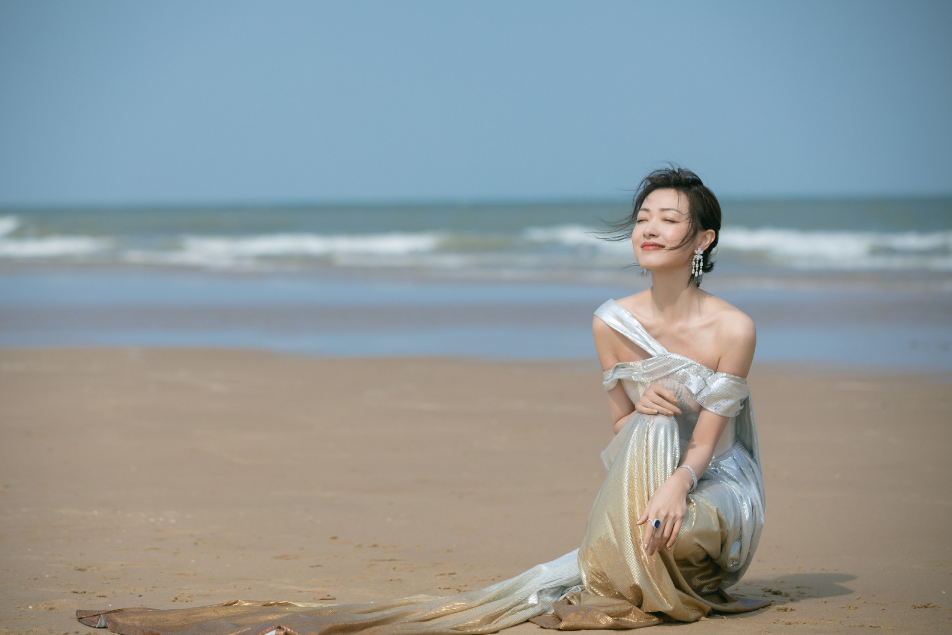 万茜[爱你][爱你][爱你]jiojio