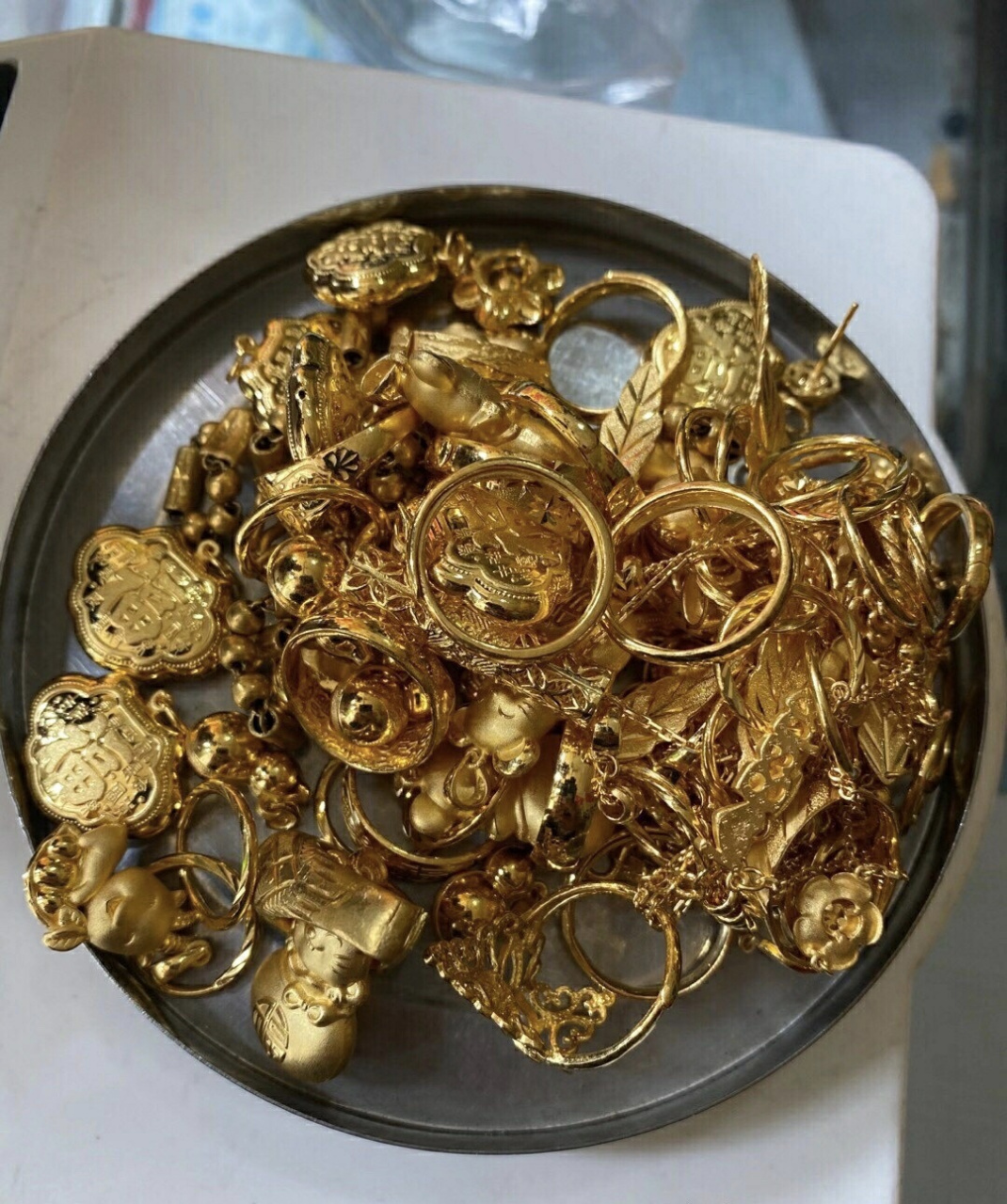 贵金属回收：现代工业里的一抹绿色