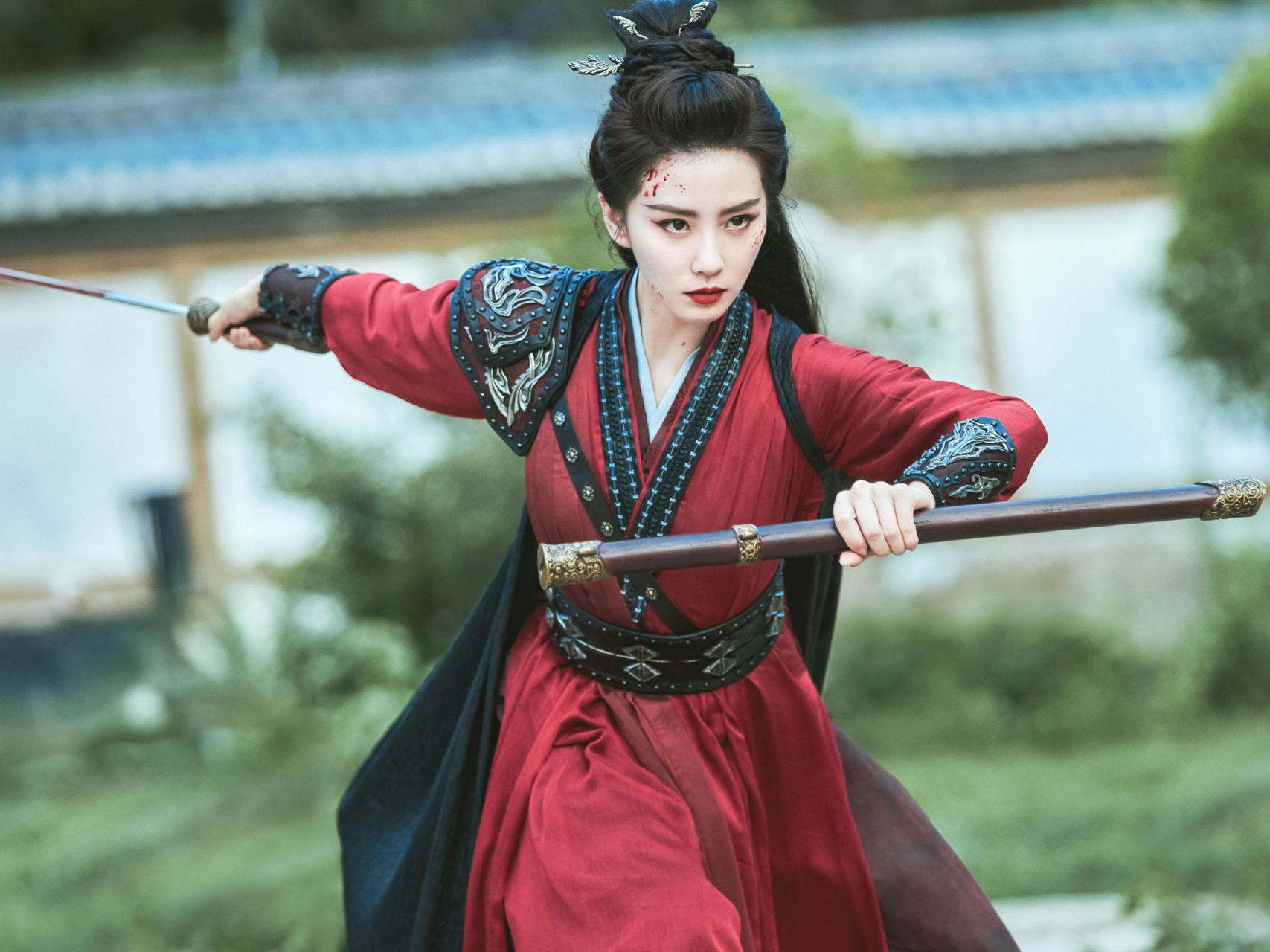 刘诗诗《一念关山》红衣女侠造型,巾帼不让须眉,侠女英姿飒爽.