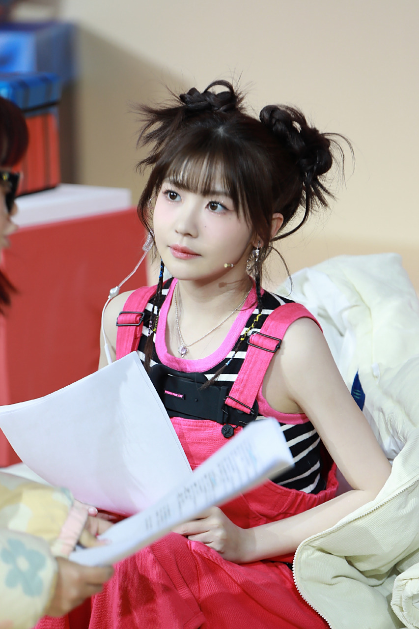 赖美云丸子头,俏皮可爱美少女!