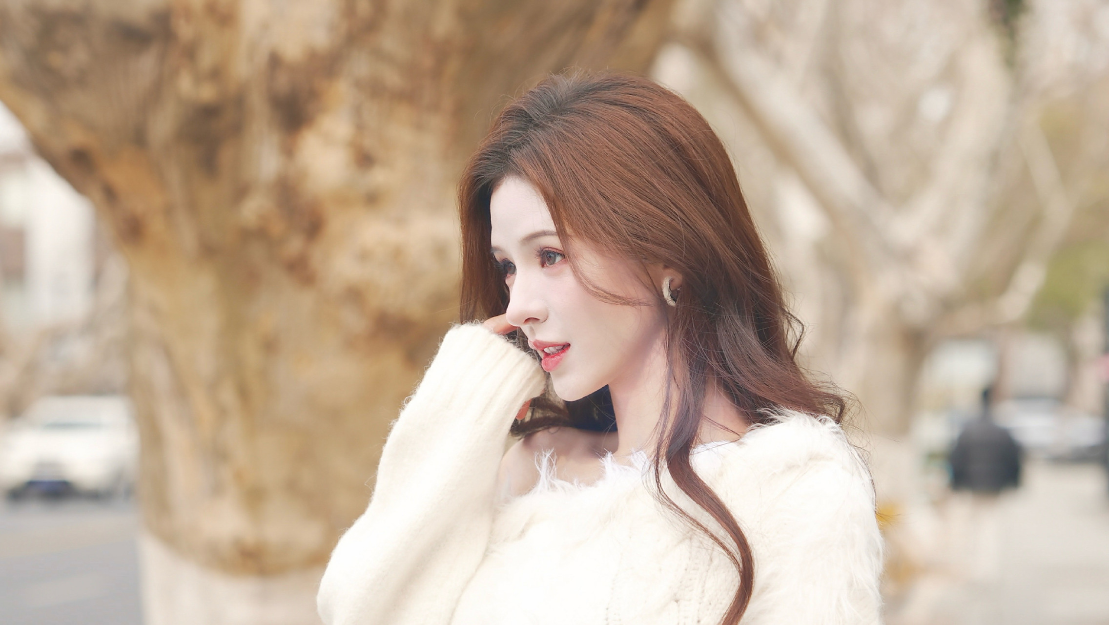 张予曦清丽佳人,温柔浪漫!