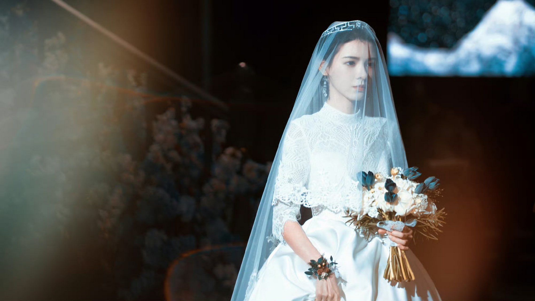 张予曦绝美婚纱造型,优雅浪漫,我好爱!