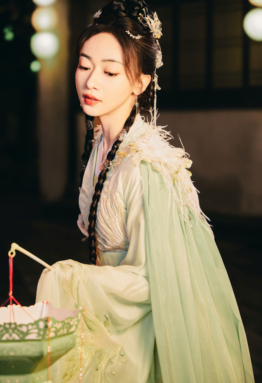 吴谨言古装美人,气质绝佳,清丽可人!
