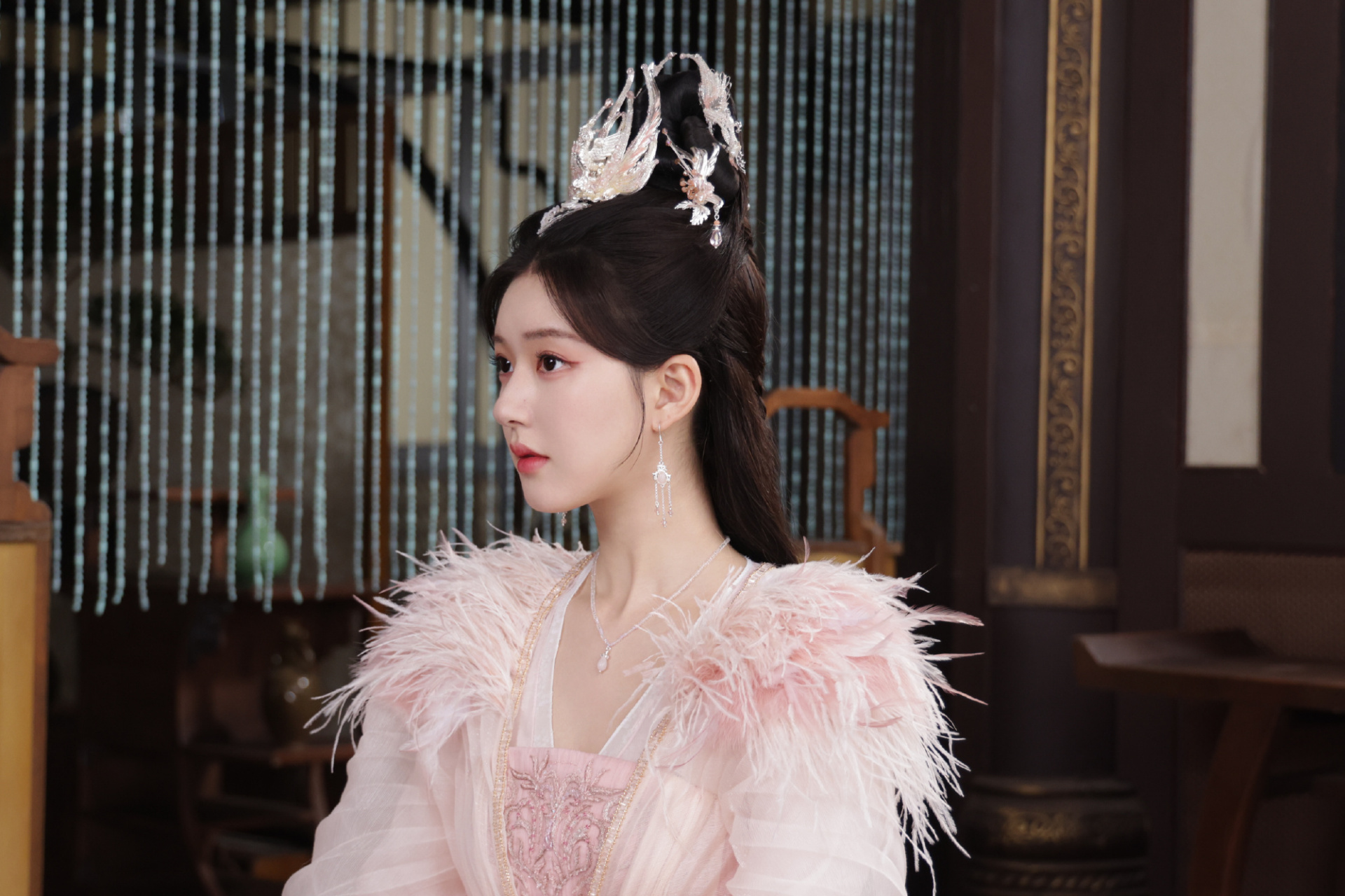 赵露思# 甜美可爱的古装美少女!