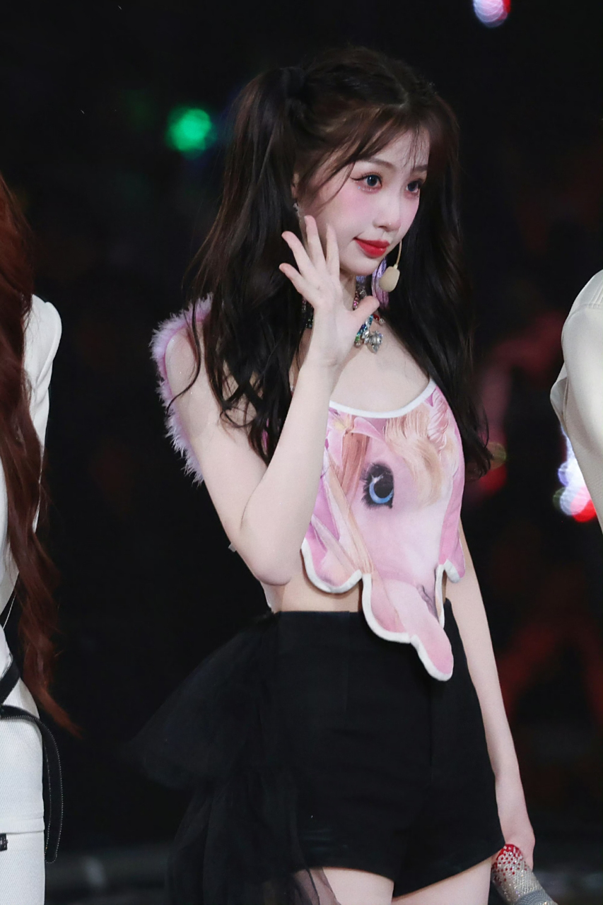 虞书欣# 双马尾女孩,这也太可爱了.