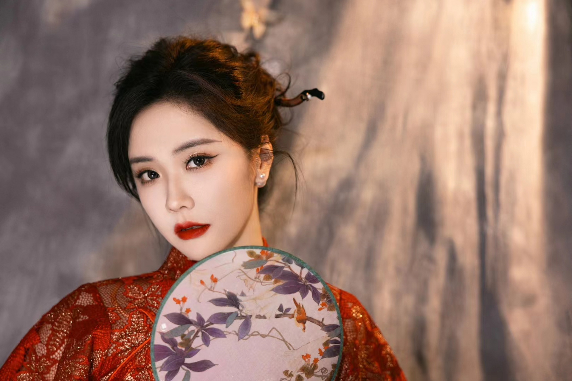 王艺瑾中式造型好美!