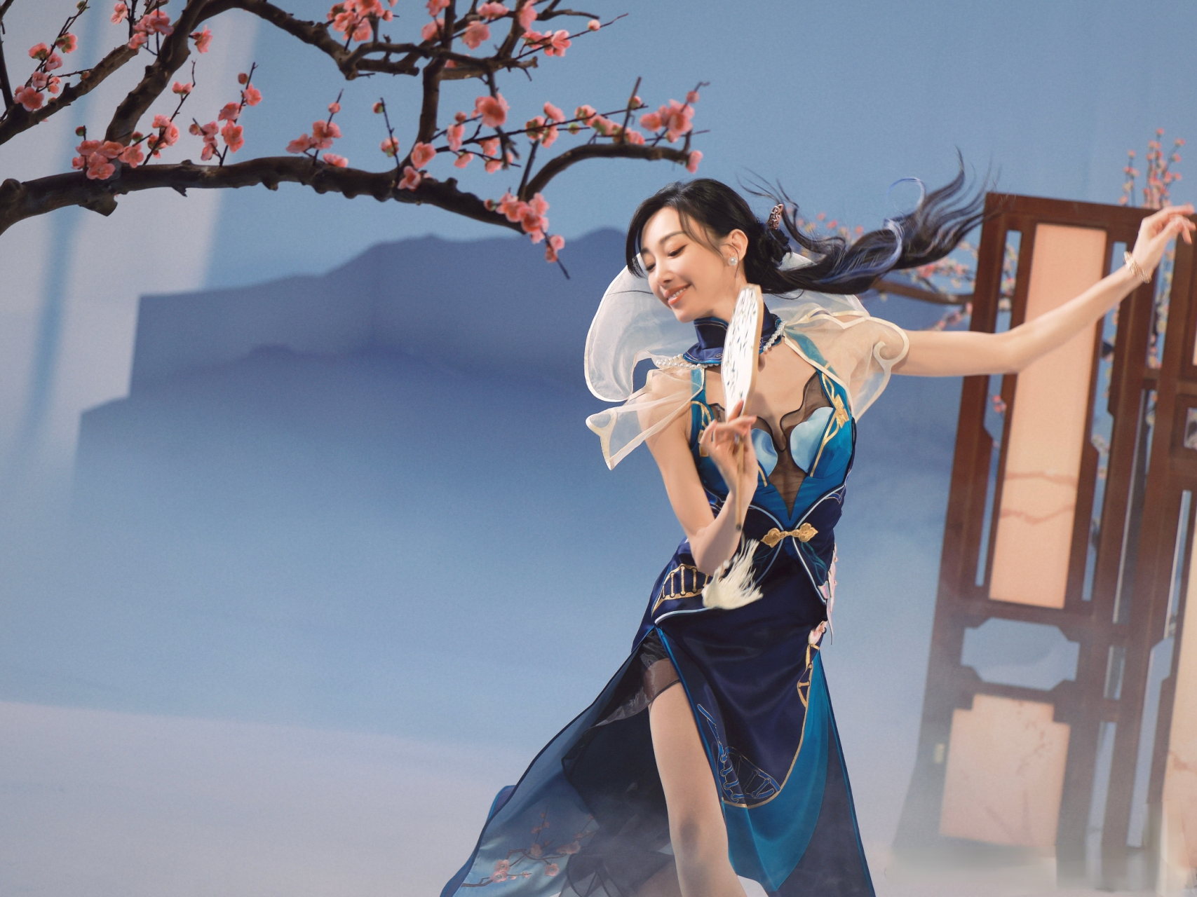 朱洁静# 古风二次元,美的宛如画中仙子.