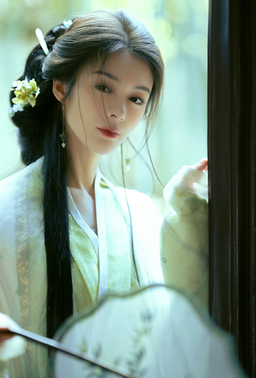 傅菁古装美人,清丽温婉,东方韵味十足!