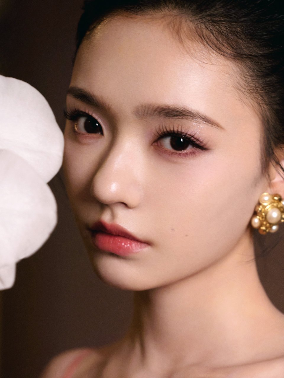 林允粉色礼服,性感优雅好浪漫!