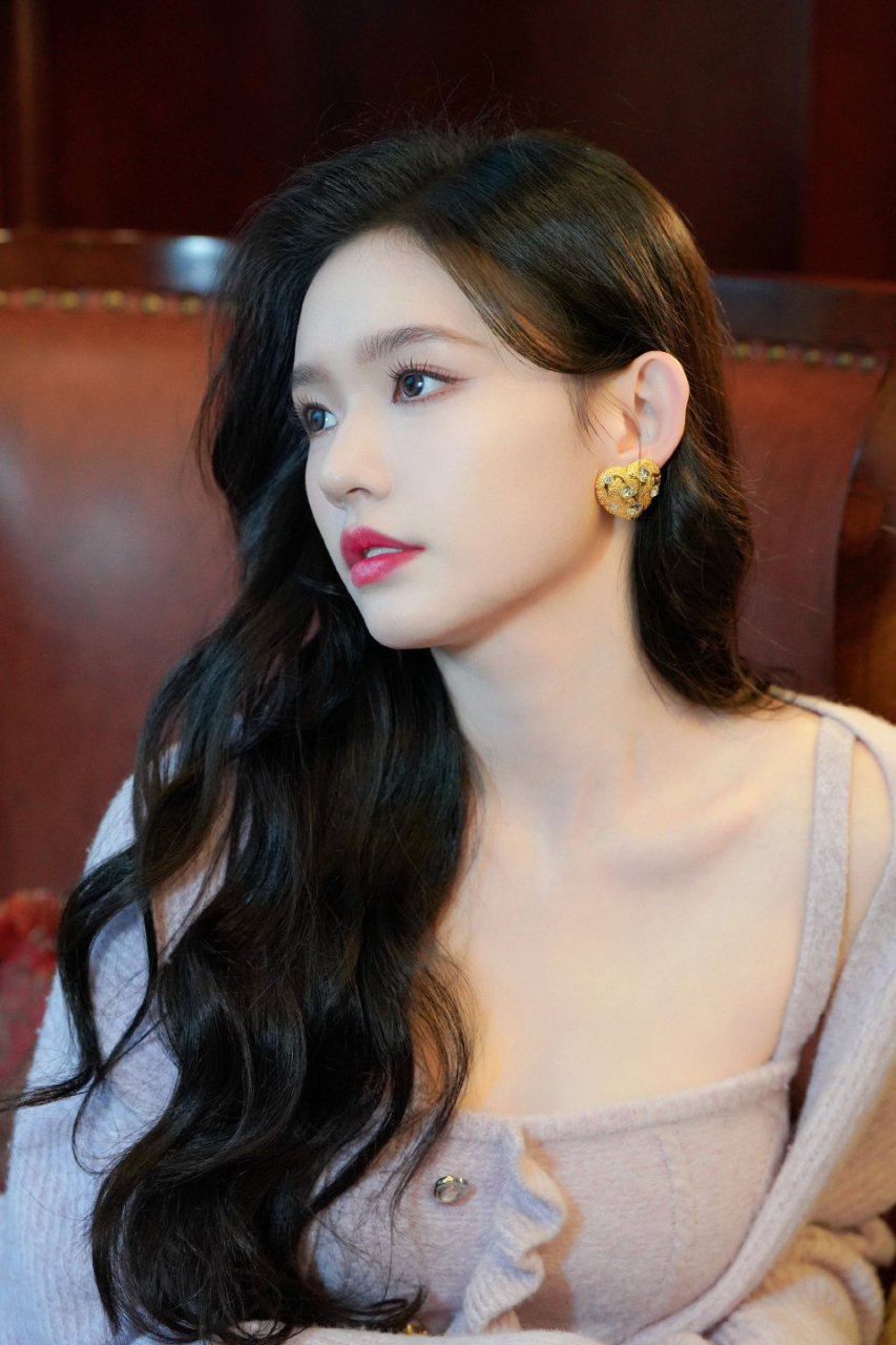 林允清纯甜美,好养眼!