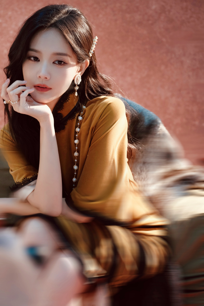 李一桐这波营业照新年气息好浓,她真的好美,笑起来好看到我的心都化了