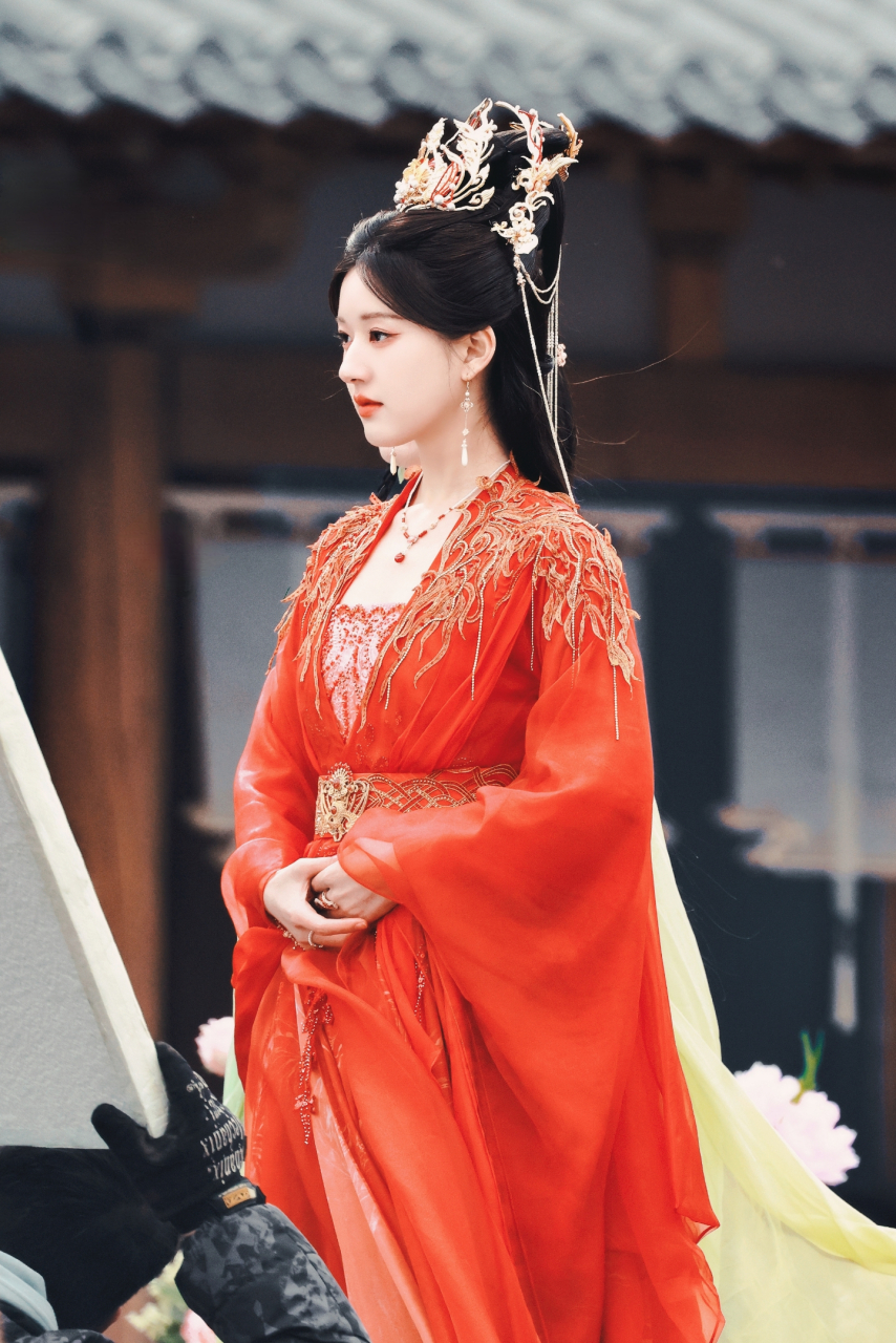 女明星日常风采# #赵露思