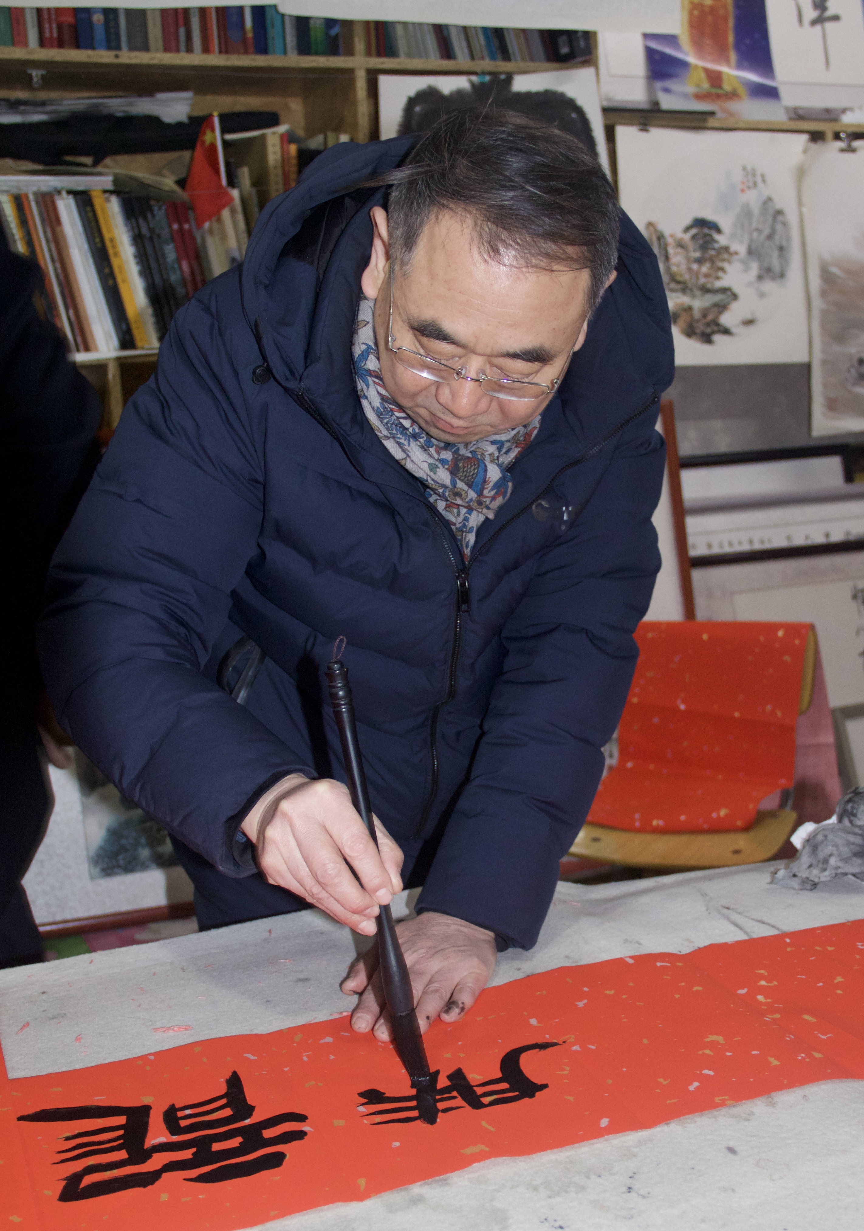 蝉鸣林愈静,观美心更幽