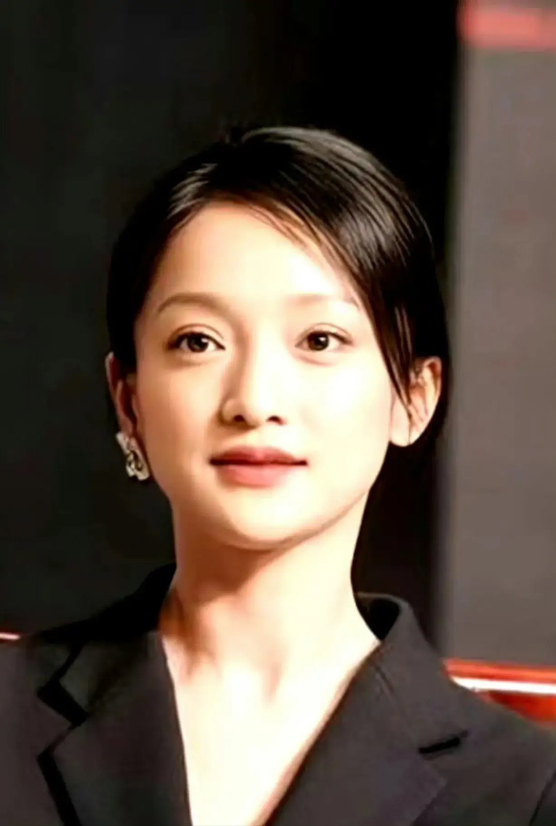 看了周迅的成长历程,感触良多.