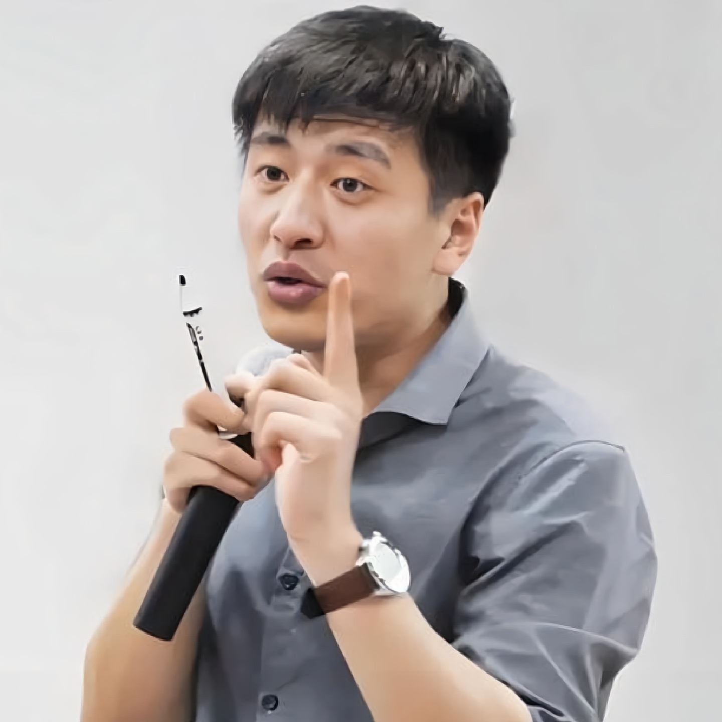 张雪峰称6月不预测只说好话#我觉得不说话或者少说话最好!