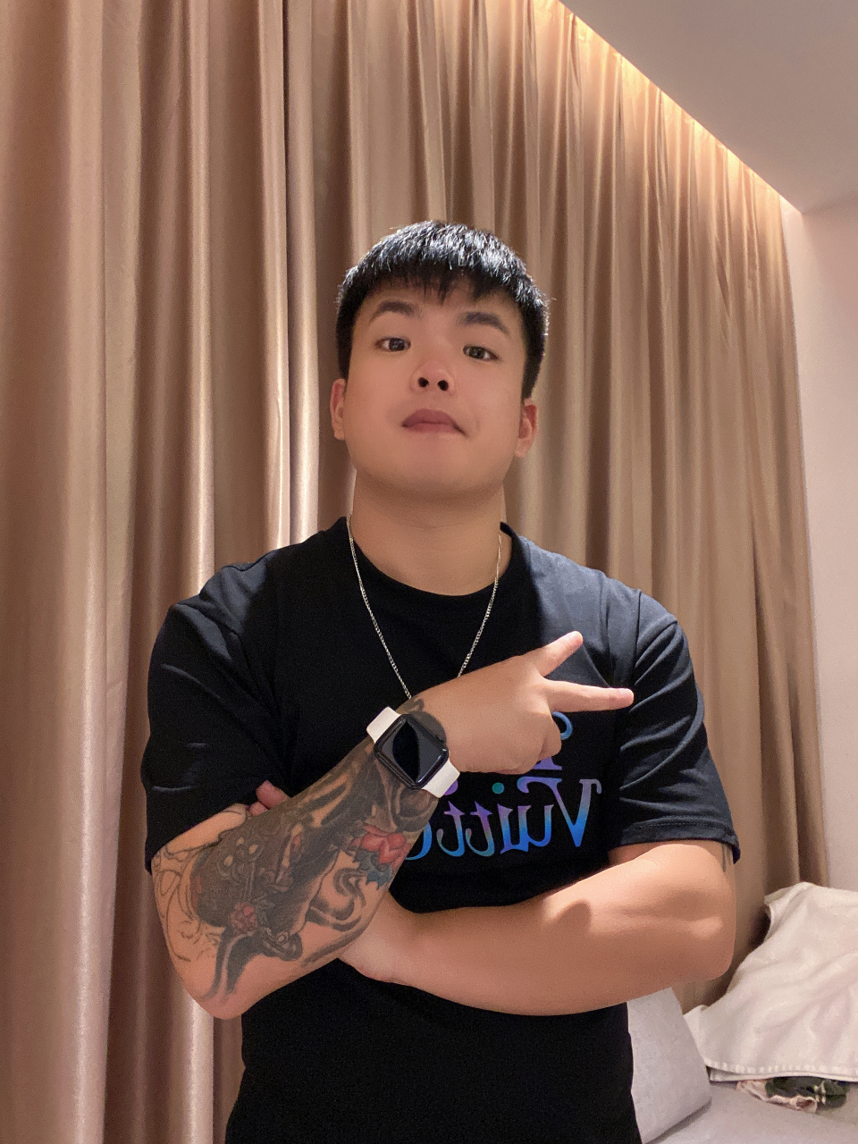 陈芃茗 #陈芃茗# 不亏为表妹李kk富二代男友