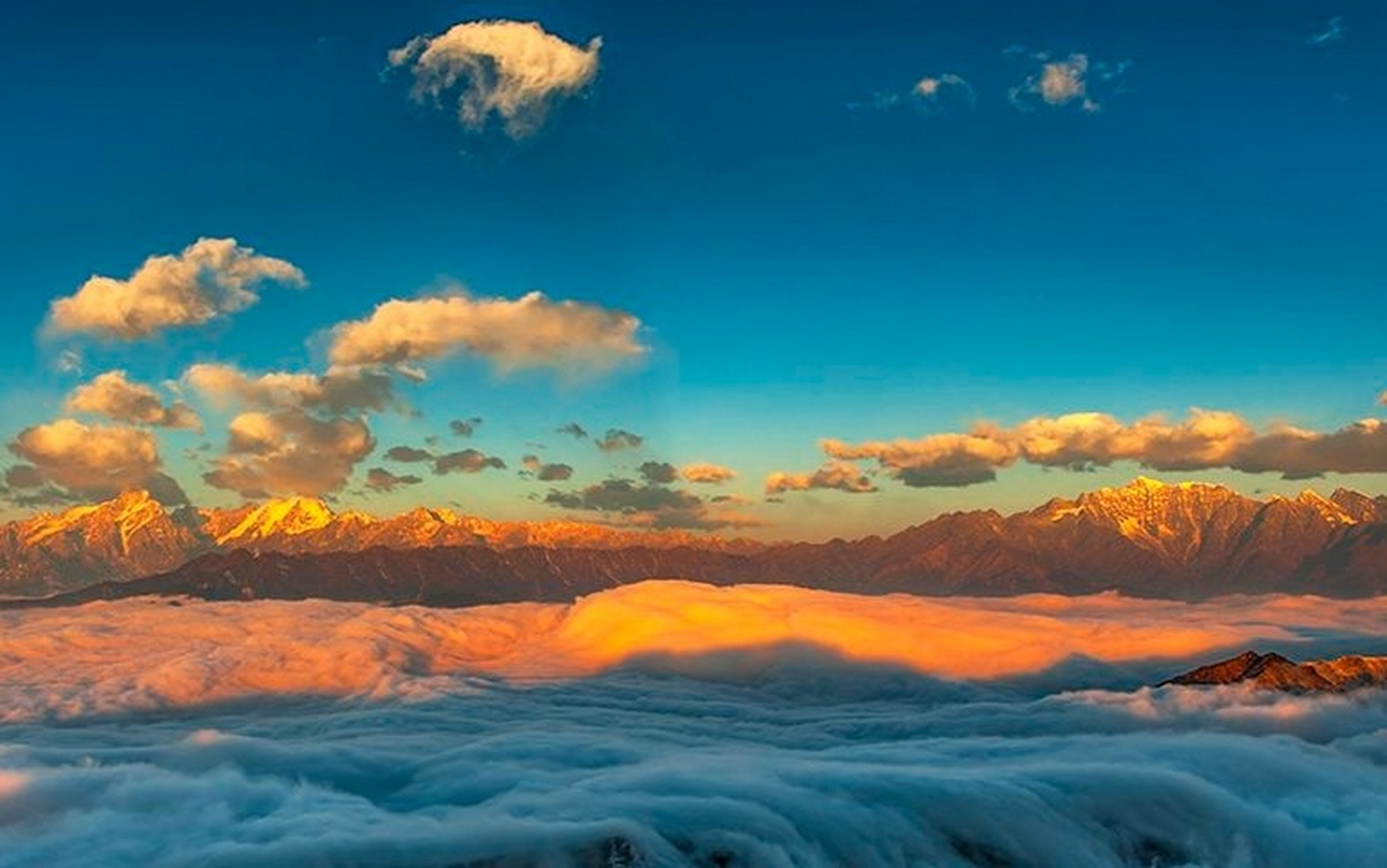 《红日东升之牛背山》  《三百六十度》全方位景观平台牛背山.
