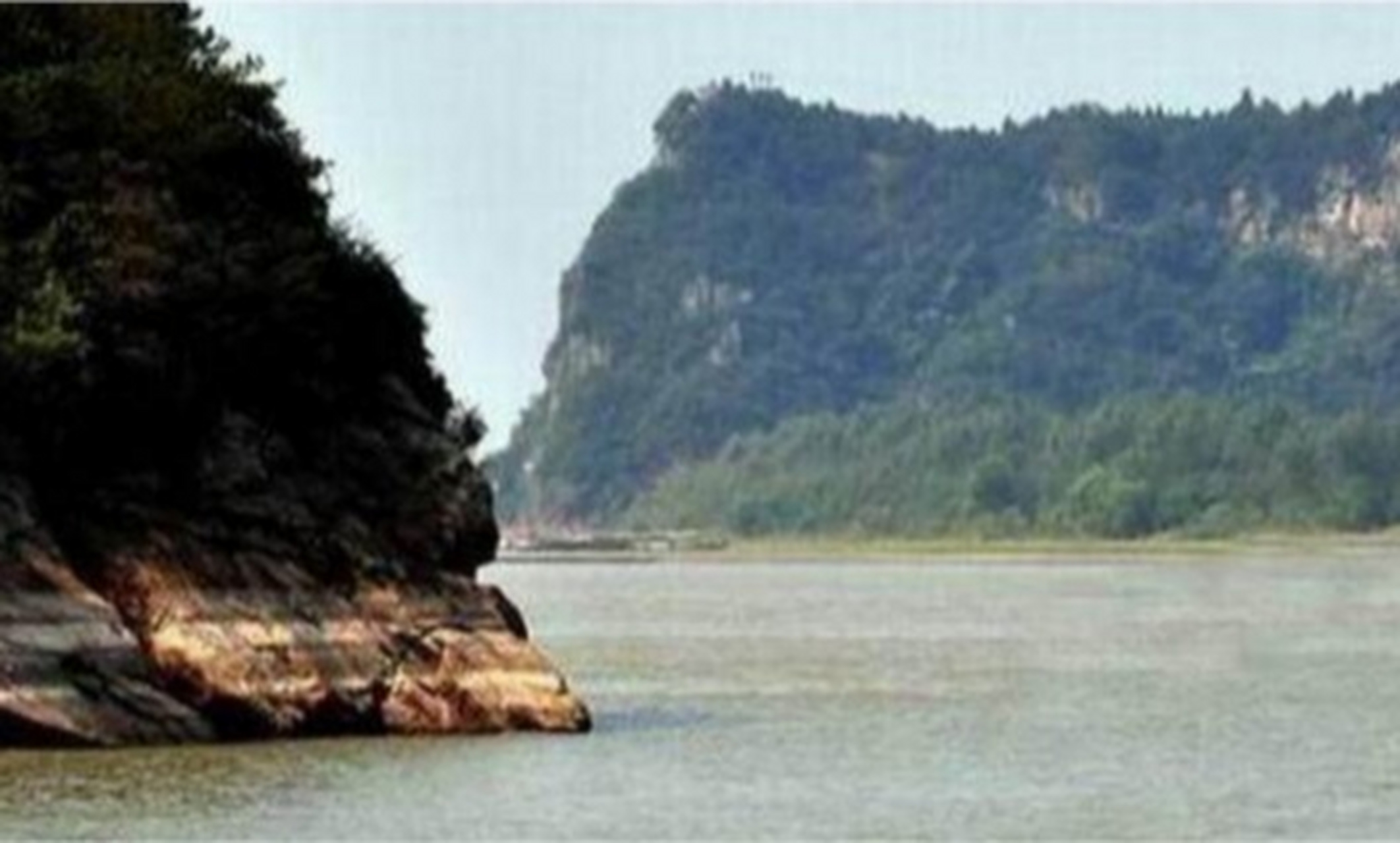 《芜湖天门山歌赋》  望天门呀天门开!