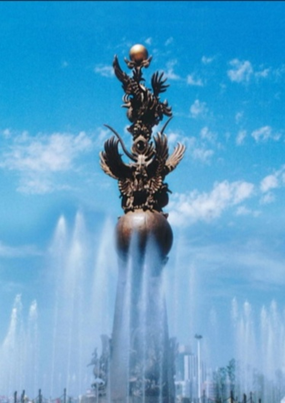 浅水湖泊林草丛, 觅食鸠鸟飞满天, 鸠玆得名鱼米乡, 芜湖鸠兹海内榜