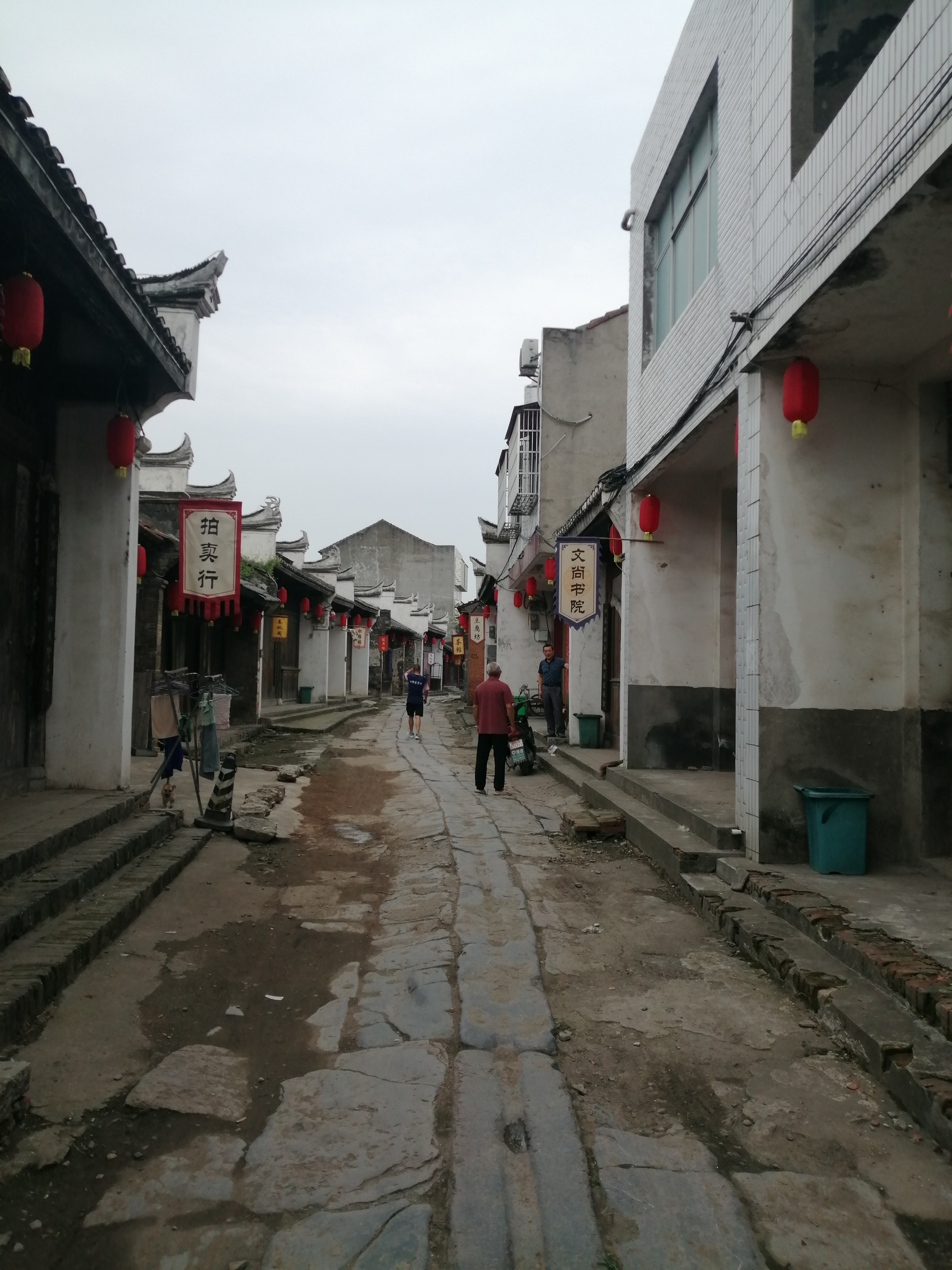 监利程集古镇,曾经的网红景点,很多游客前去打卡,整条小街被挤爆,熙熙