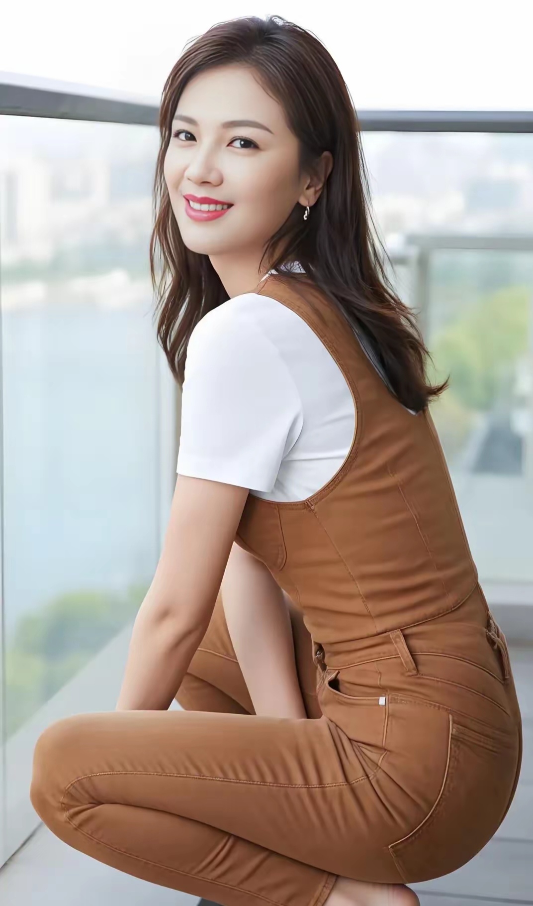 从《还珠格格3》里温婉的慕沙到《琅琊榜》中飒爽的霓凰郡主,刘涛的