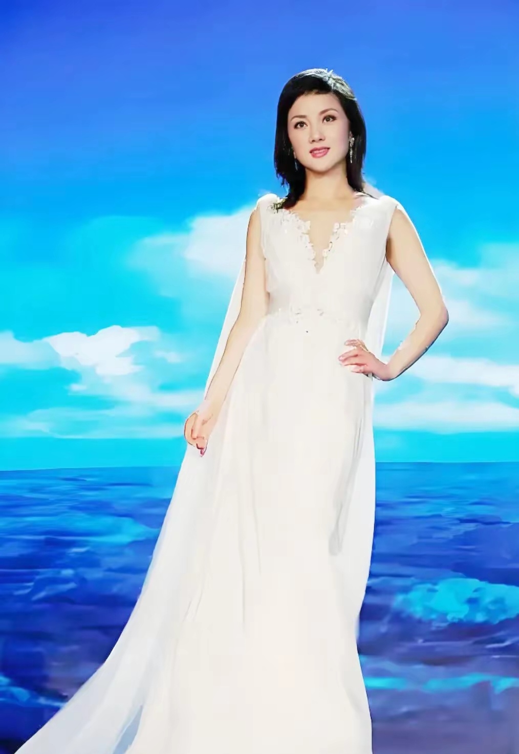 一直很喜欢的民歌天后张燕,真的是实力与颜值并存～安徽姑娘的清新