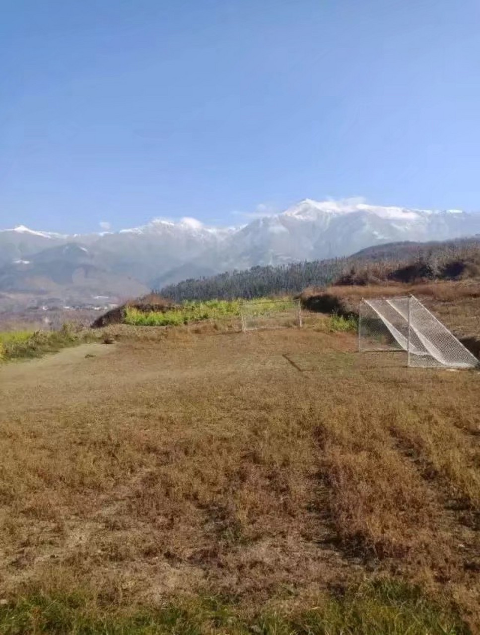 [拉马与足球的五年之约]在大凉山深处,有个足球少年叫吉付拉马.
