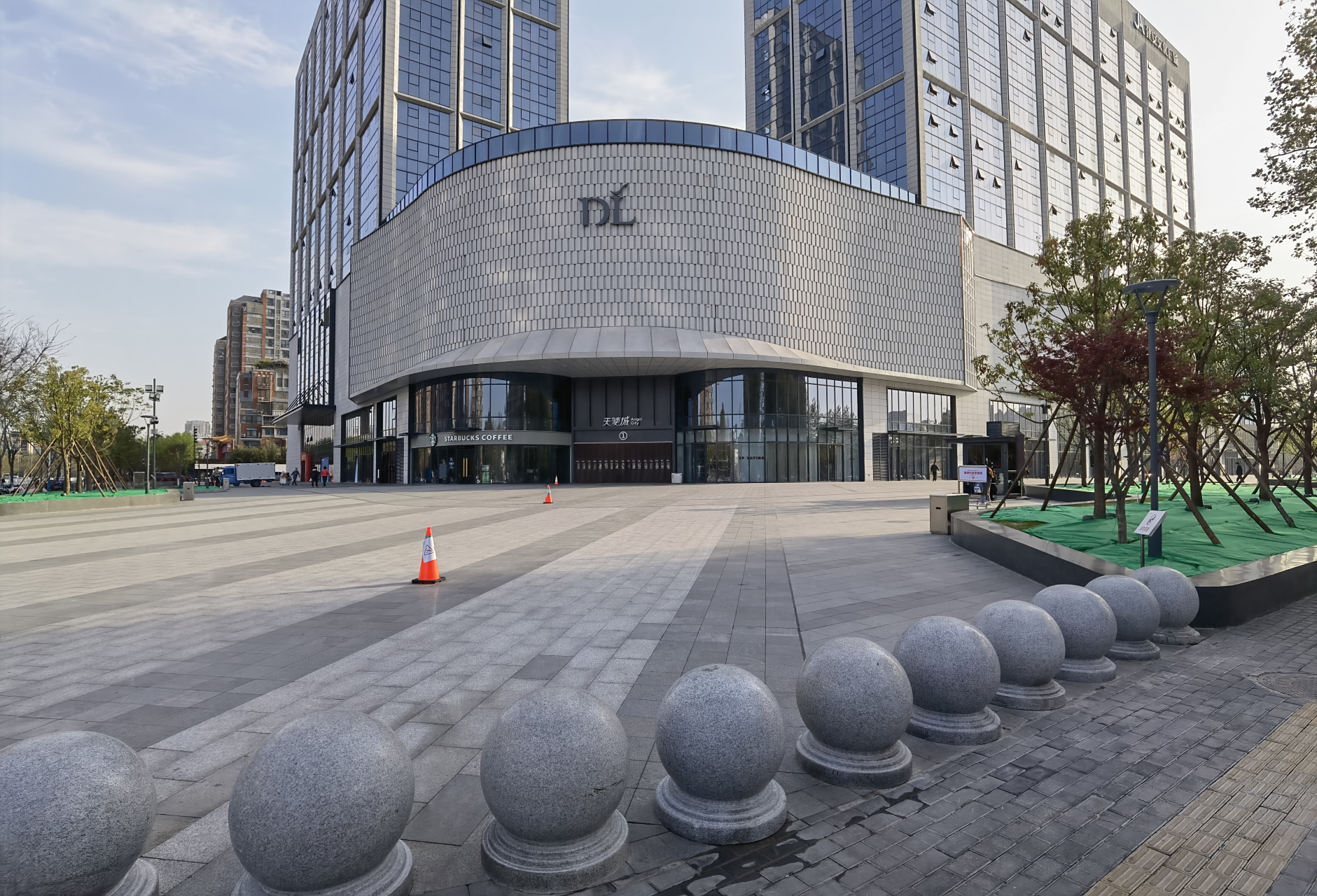 许昌风景-胖东来天使城:几何之美