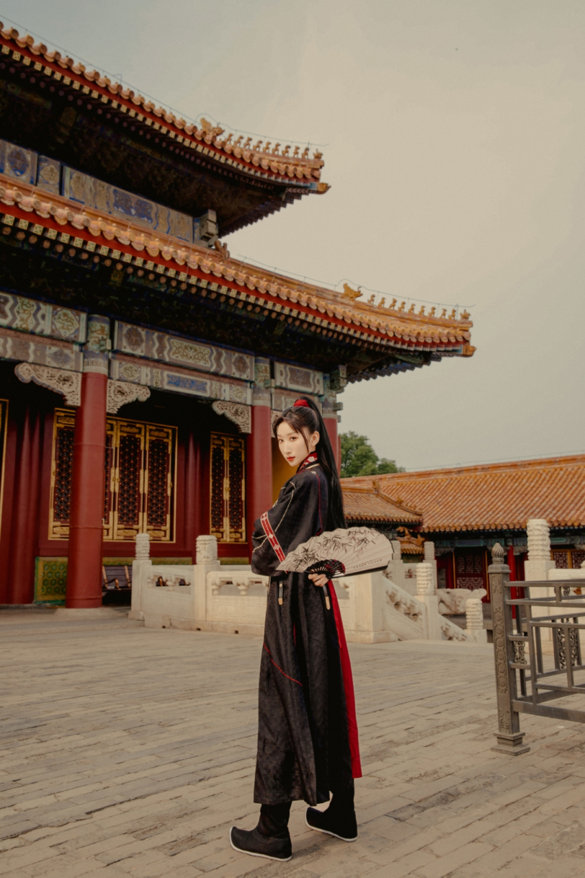 古风 君君女侠写真 #等什么君# #向全世界安利等什么君#   来一波新