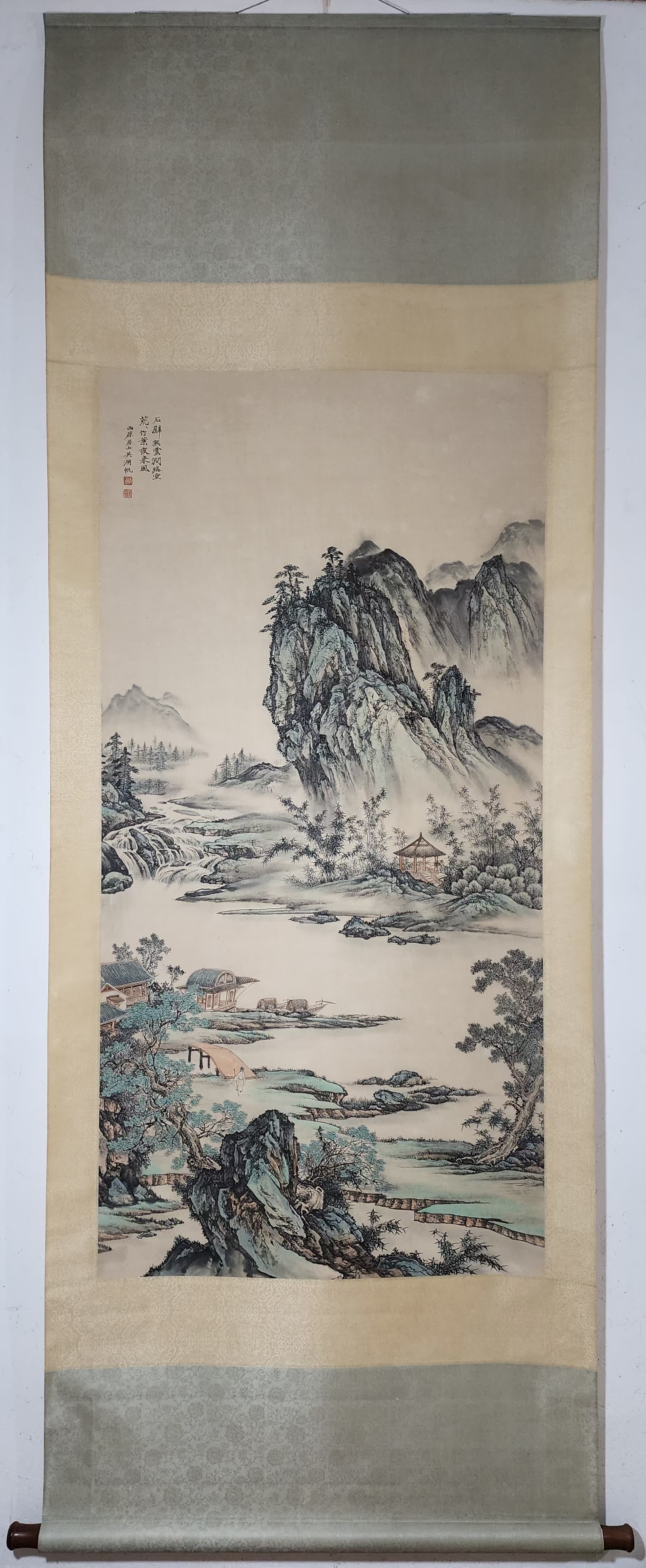精品收藏 吴湖帆 山水图立轴 画心尺寸137*67.5cm