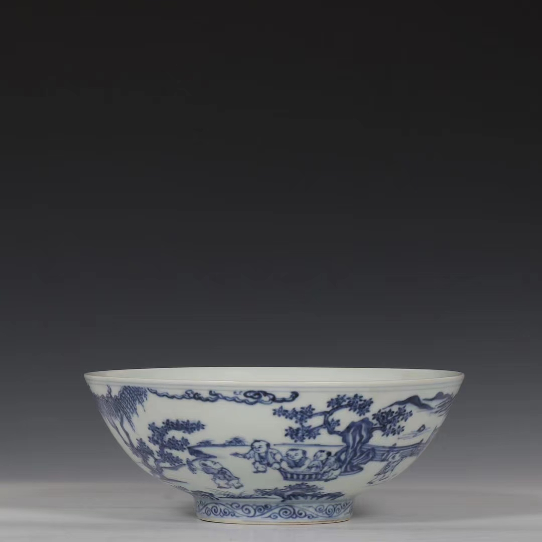 精品收藏  明  宣德青花婴戏图纹碗. 规格:高7.8公分 口径20公分