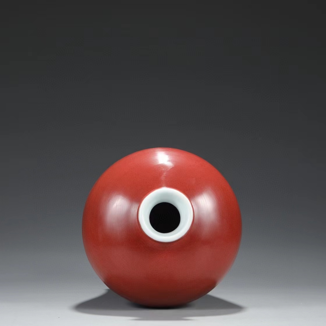 精品收藏  明 宣德宝石红釉宫廷御用大梅瓶.