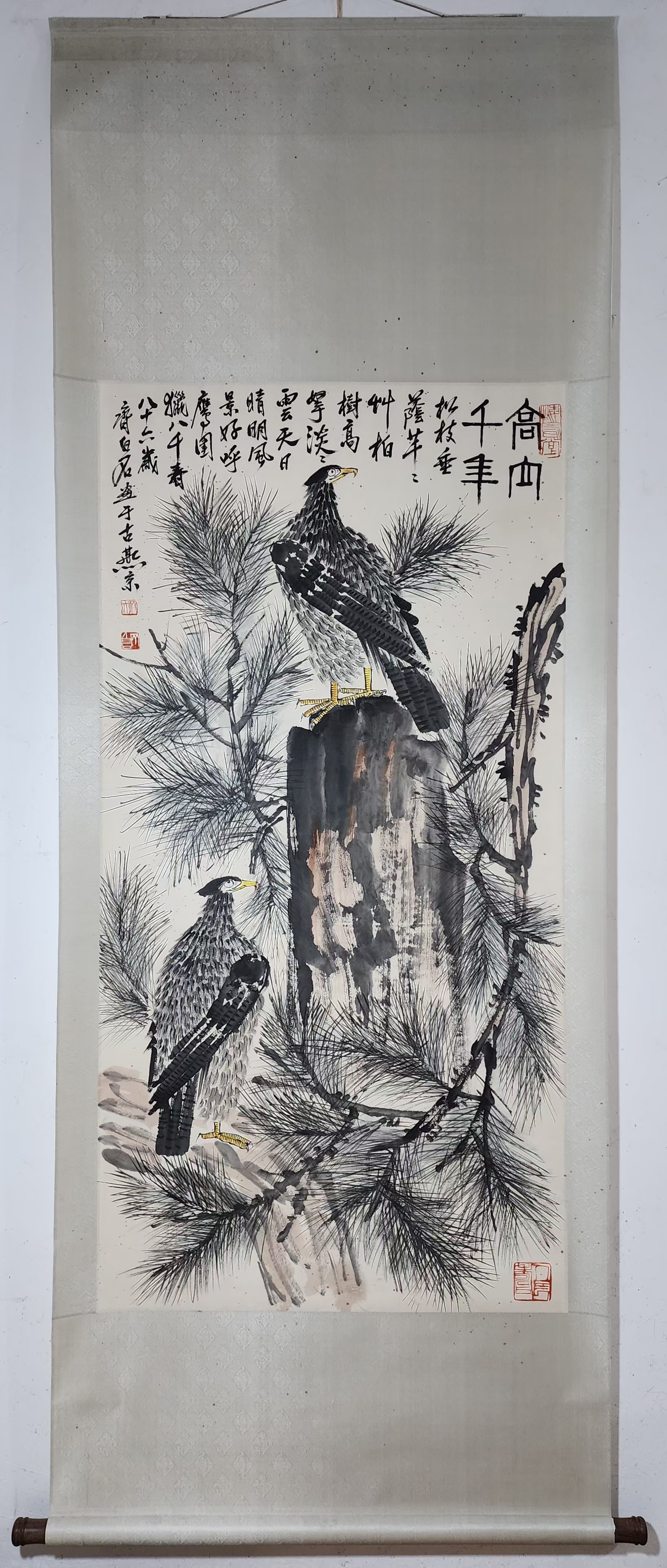 精品收藏 齐白石 双鹰图立轴.  画心尺寸138*70cm. #水墨画# #国画