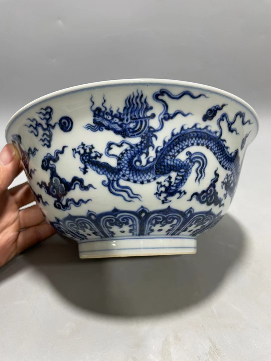 精品收藏 明代 宣德青花龙纹碗. 尺寸:口径:20.8公分  高:9.8公分.