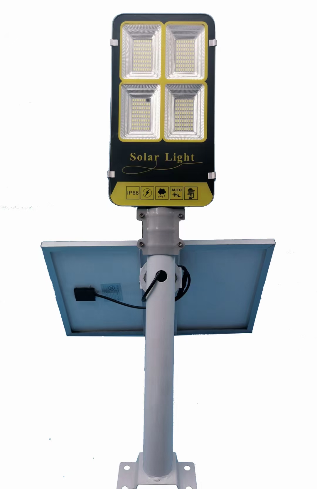 人生充满了各种起伏和变化,只有保持内心的平静和稳定