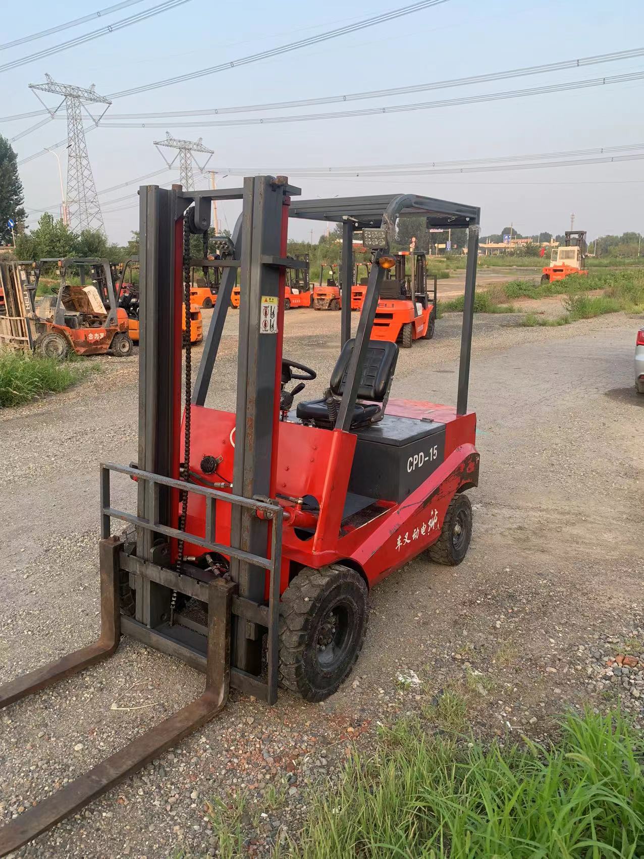 新能源1.5吨 电动叉车 升高3米  原车原版原漆 性能完美