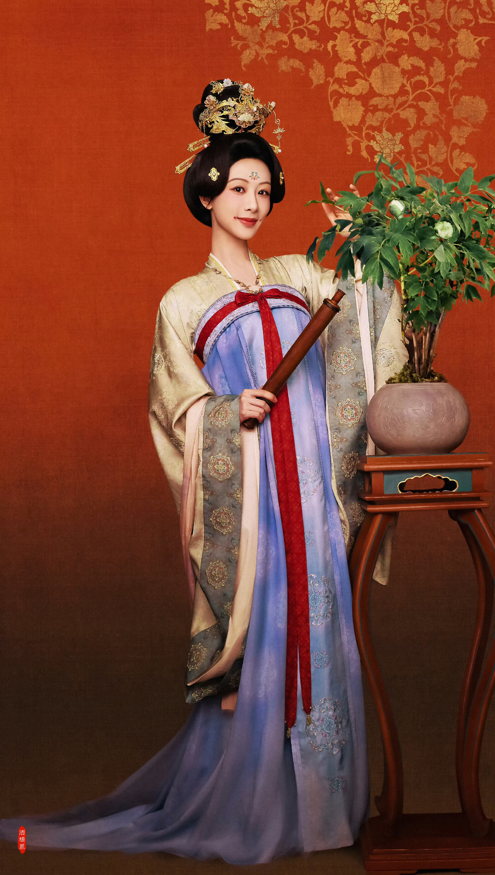 丁梓光执导,杨紫,李现 主演的32集古装剧《#国色芳华#》发布以身入局