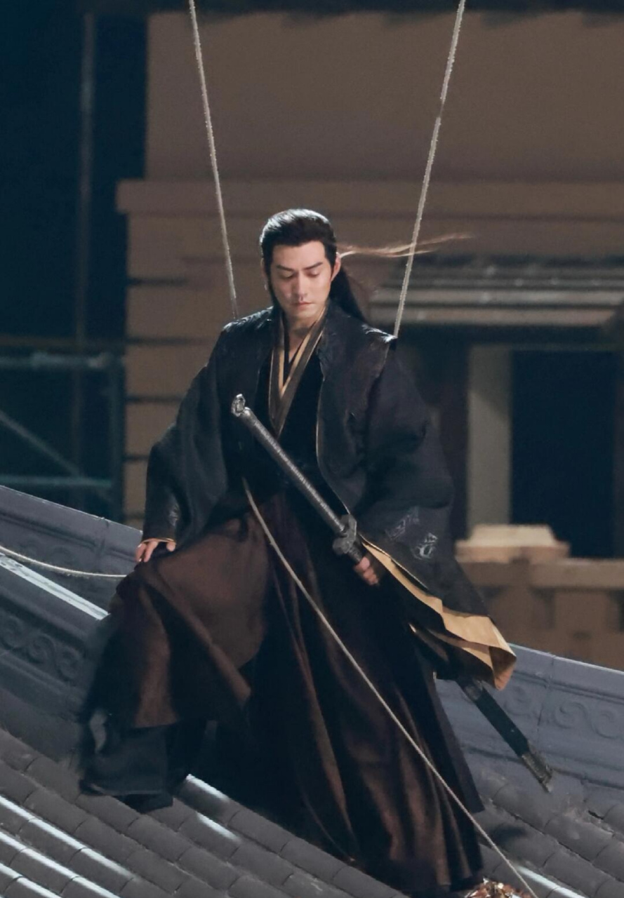 严屹宽古装 赏心悦目!