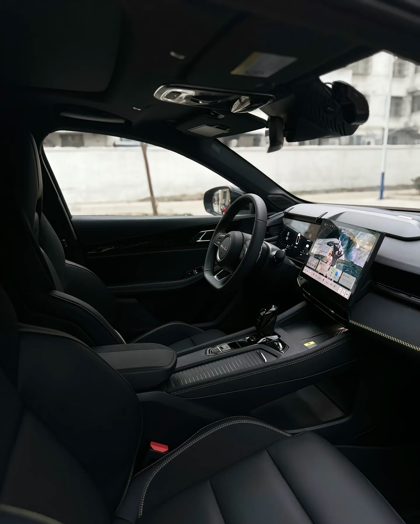 从外观到内饰,从配置到操控,这款车都展现出了领克的精湛工艺和深厚