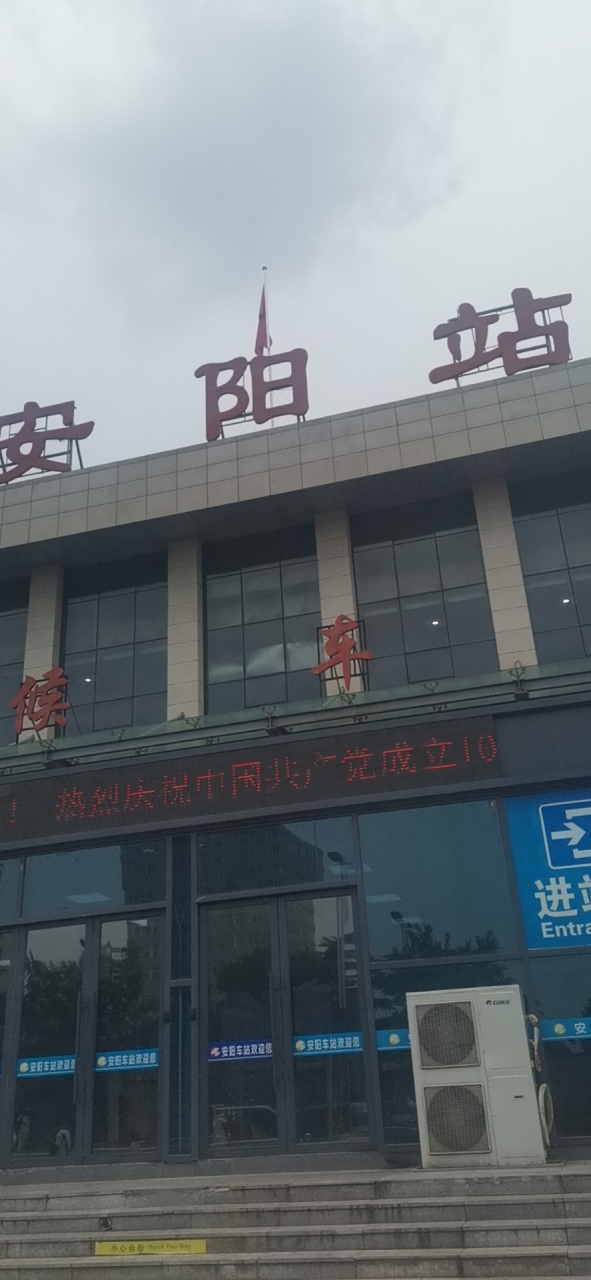 一句我不等你了,包含了多少句心酸和绝望.