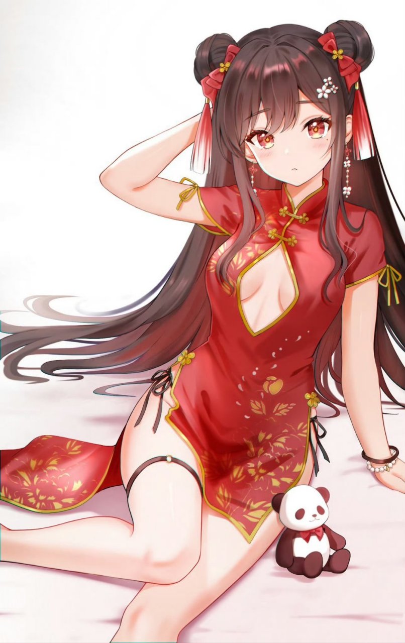 旗袍丸子头美少女[期待][期待]