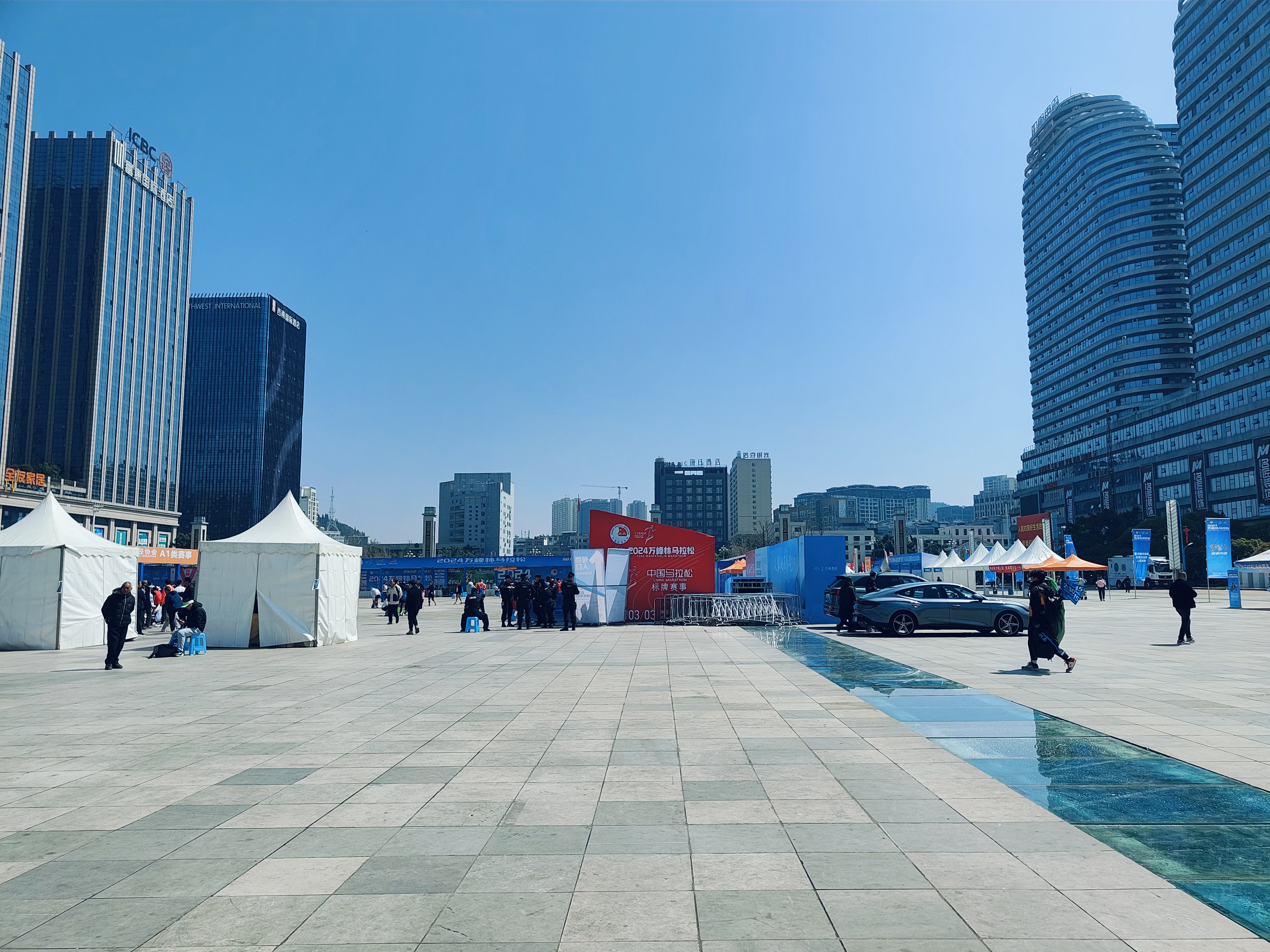 长大不是一蹴而就的事,也不是只有轰轰烈烈,脱胎换骨才叫成长