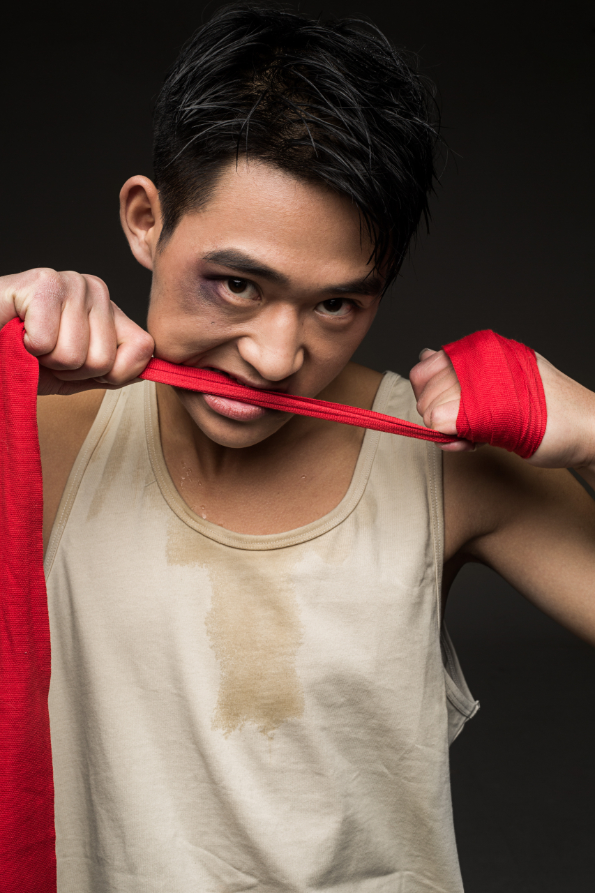 新晋演员:张玉龙!硬汉帅气的一面