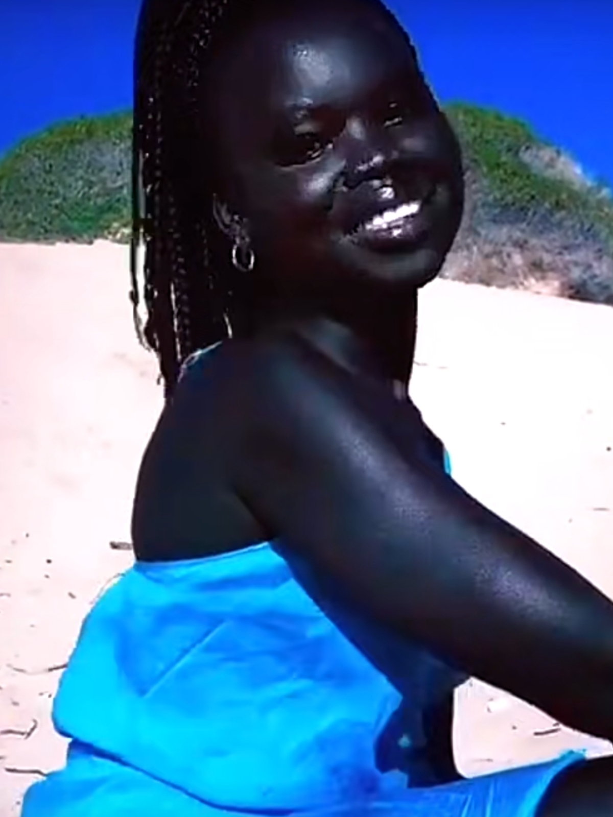 哪几种肤色最漂亮的黑人姑娘黑人分为几种漂亮的黑人女孩图片黑人肤色