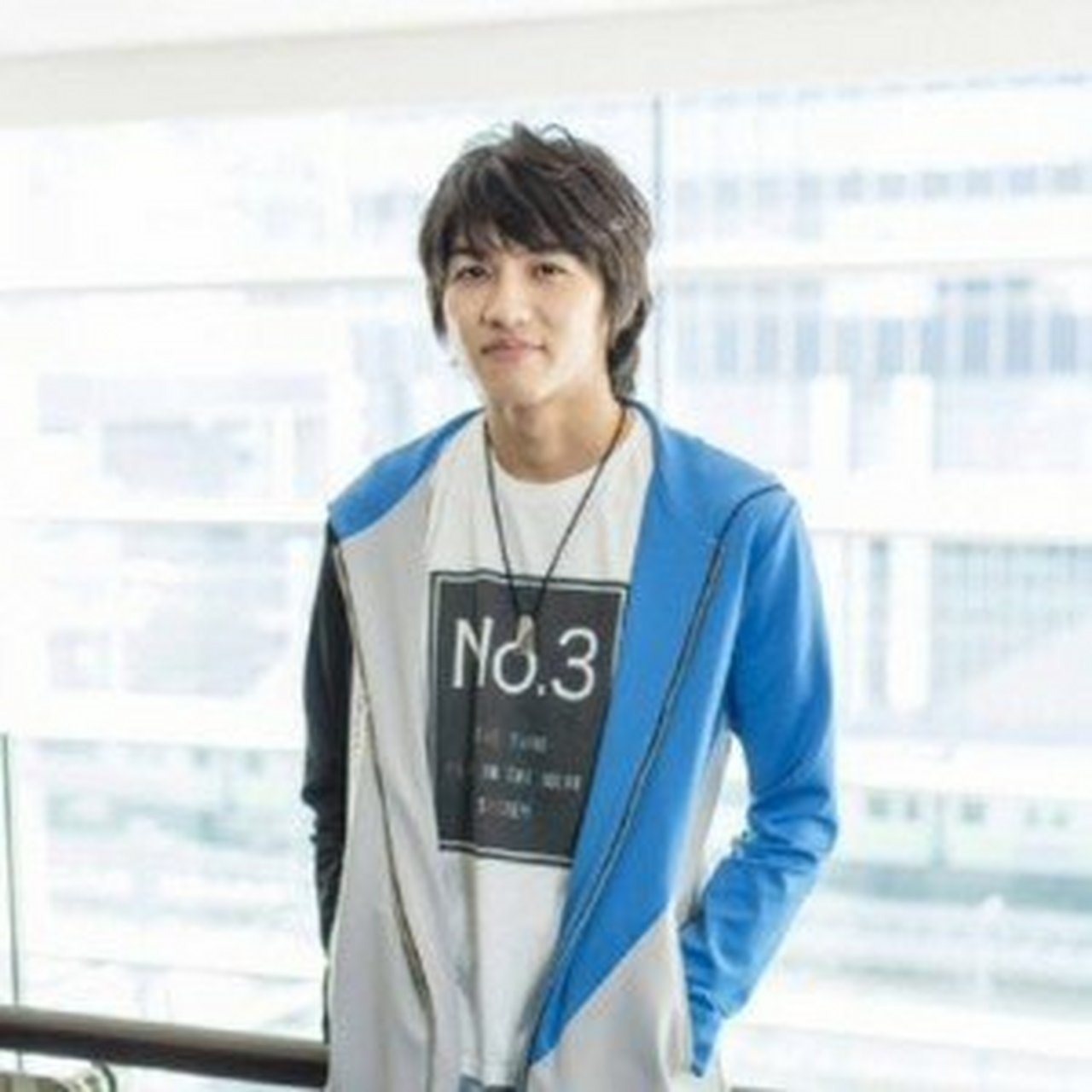 布鲁奥特曼人间体凑勇海(小池亮介)