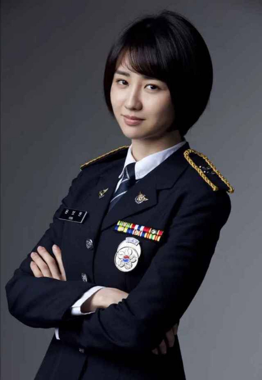 韩国军队女军官制服照!