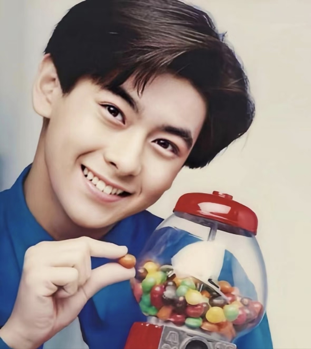 虽然内娱不缺各种类型的帅哥,但是近30年来,找不到林志颖同类型代餐