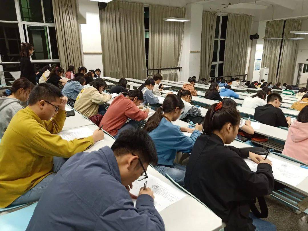 刷网课耳机时间多长正常(刷网课耳机时间多长正常啊)